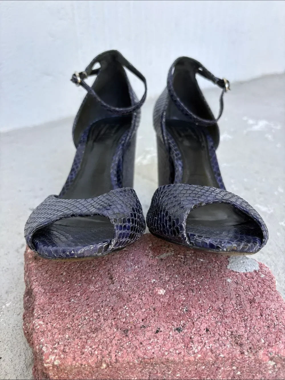 Schutz chunky Heel Peep toe sandals